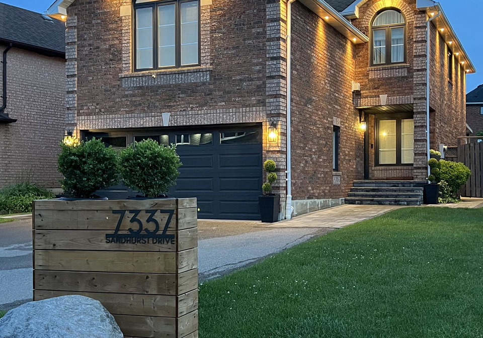 7337-sandhurst-drive-mississauga-ontario-w13004300