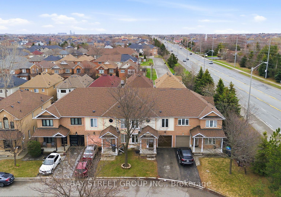 48-heartleaf-crescent-brampton-ontario-w13004316