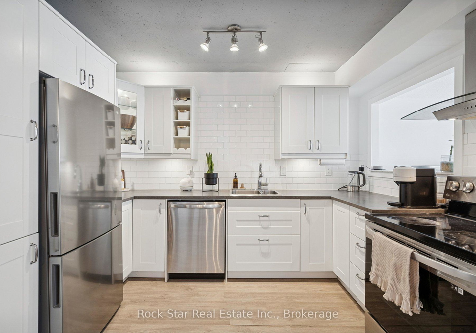 20-speers-road-oakville-ontario-w13004492