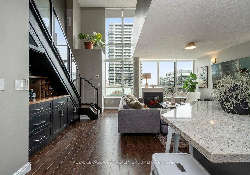 250-manitoba-street-etobicoke-ontario-w13004522
