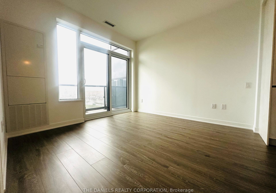 2495-eglinton-avenue-w-mississauga-ontario-w13004548