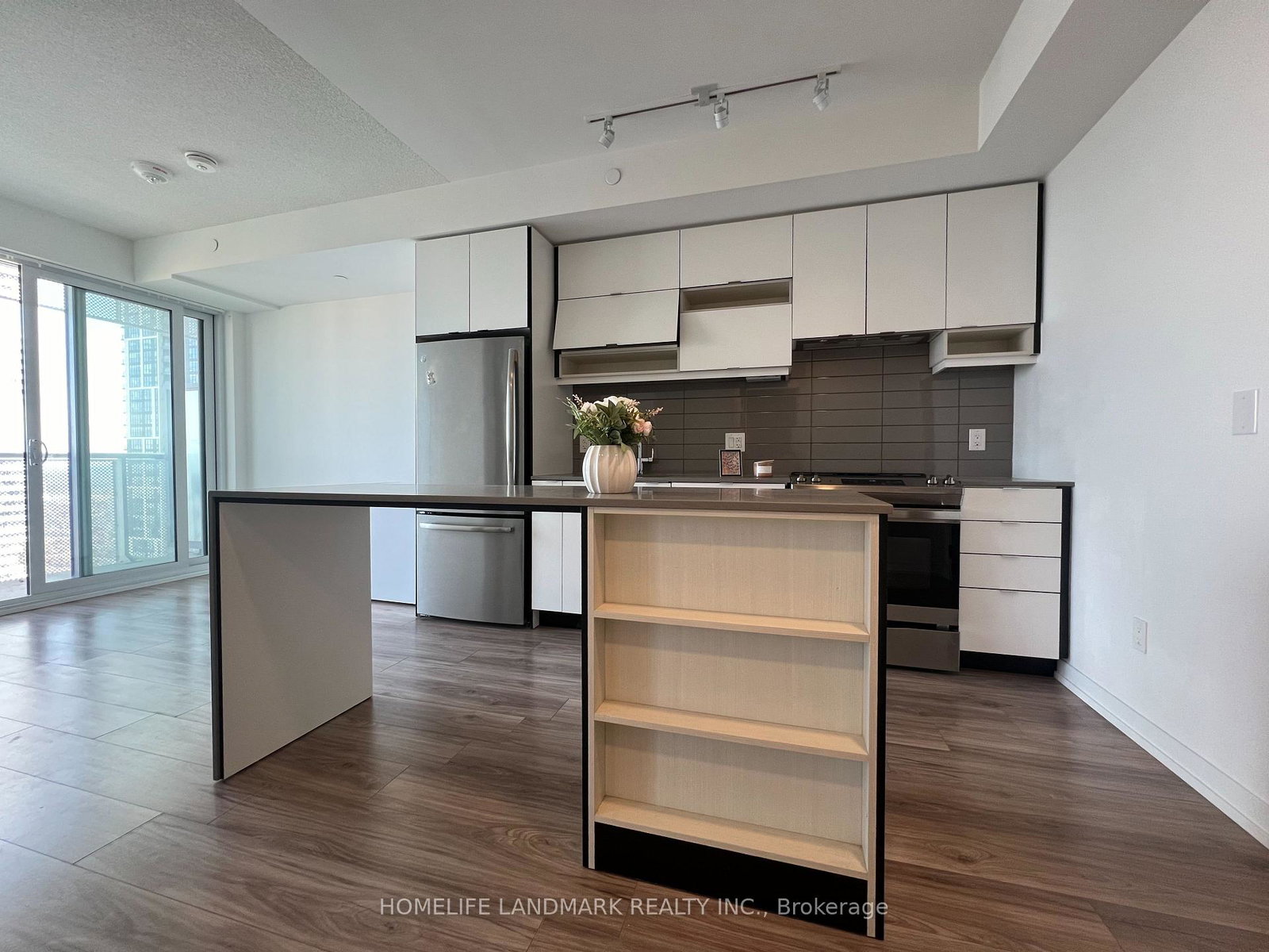 4065-confederation-parkway-mississauga-ontario-w13004570