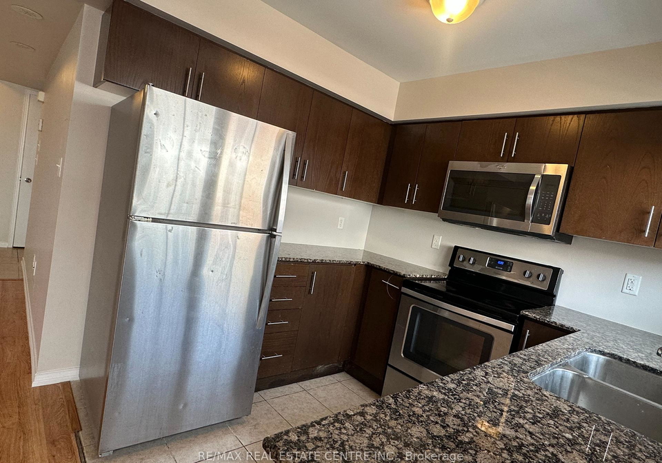 247post-road-oakville-ontario-w13004716