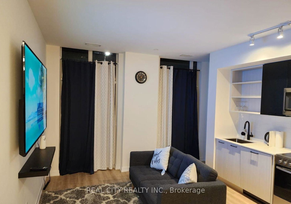 2300-st-clair-avenue-w-toronto-ontario-w13004736