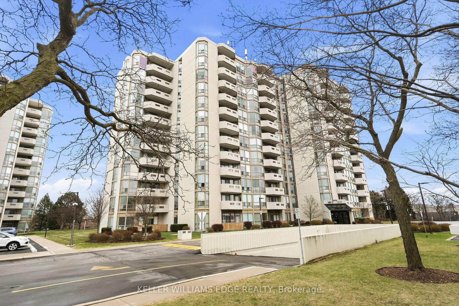 5070-pinedale-avenue-burlington-ontario-w13004830