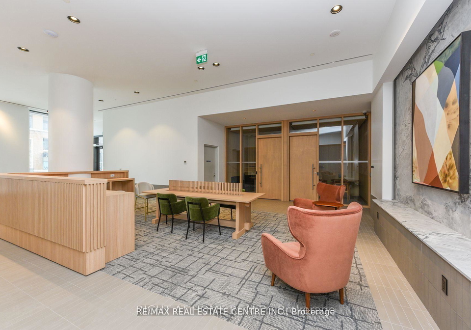 395-square-one-drive-e-mississauga-ontario-w13004942