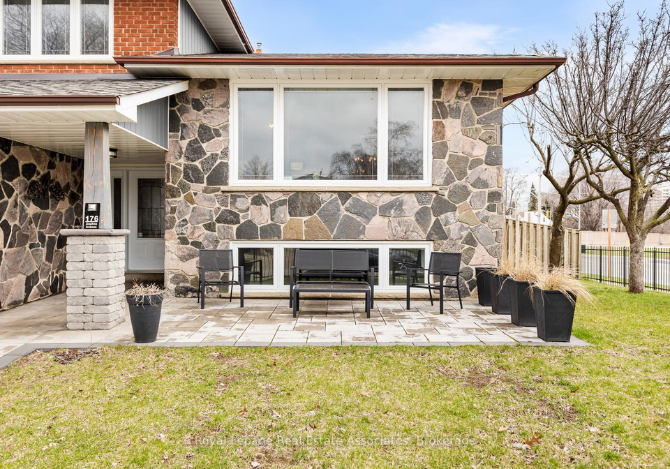 176-daphne-avenue-mississauga-ontario-w13005340