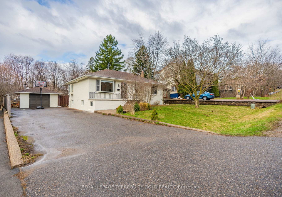 1124-kent-avenue-oakville-ontario-w13005584