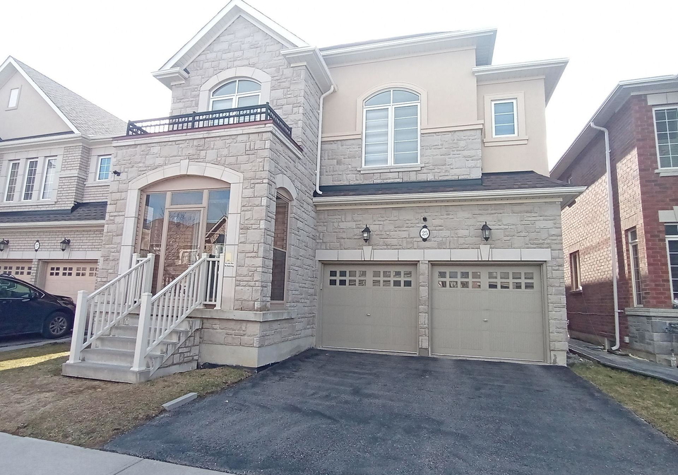 25-fann-drive-brampton-ontario-w13005626