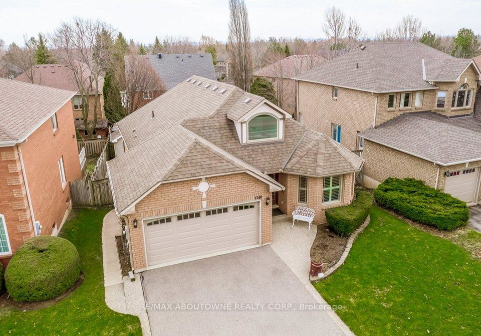 1248-heritage-way-oakville-ontario-w13005628