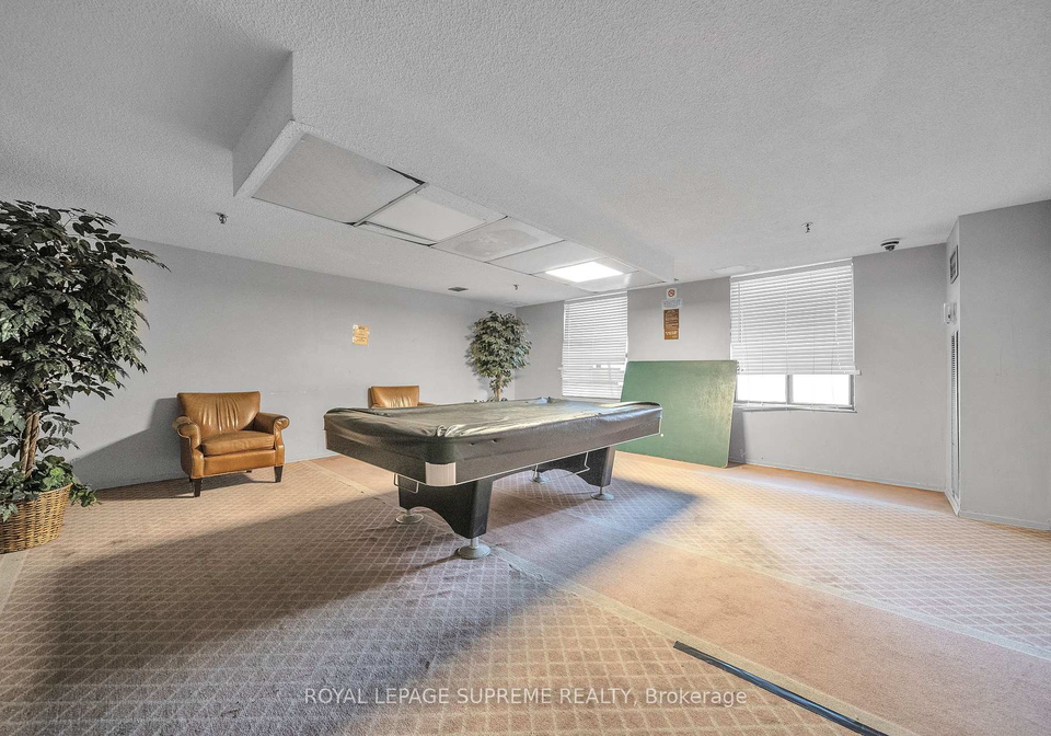 75-emmett-avenue-north-york-ontario-w13005716