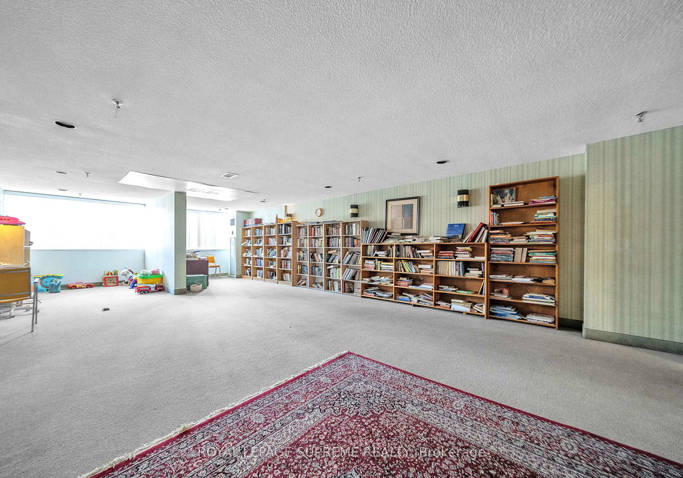75-emmett-avenue-north-york-ontario-w13005716