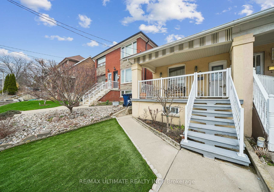 53-gilbert-avenue-toronto-ontario-w13005718