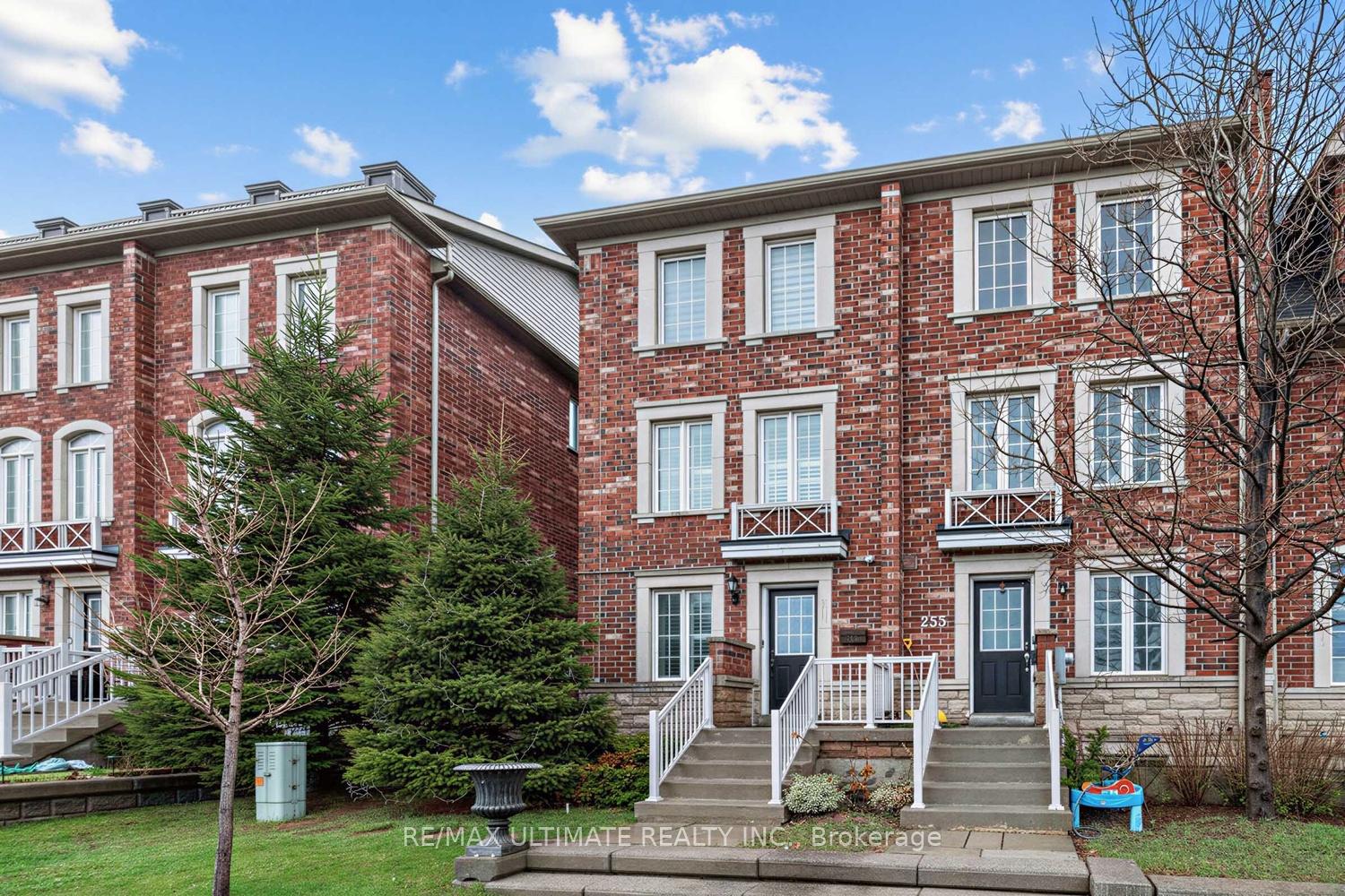 255-torbarrie-road-e-york-ontario-w13005794