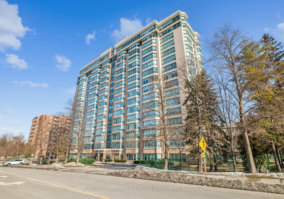 100-millside-drive-milton-ontario-w13005814