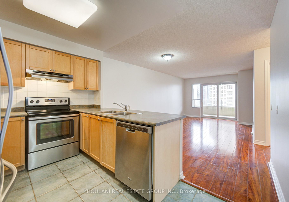 25-kingsbridge-garden-circle-mississauga-ontario-w13005890