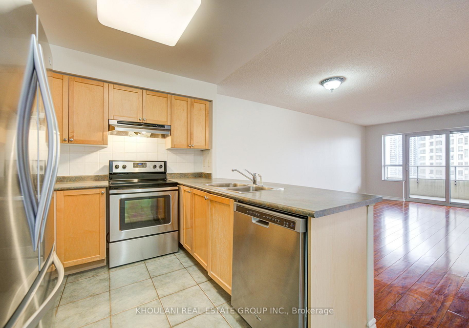 25-kingsbridge-garden-circle-mississauga-ontario-w13005890