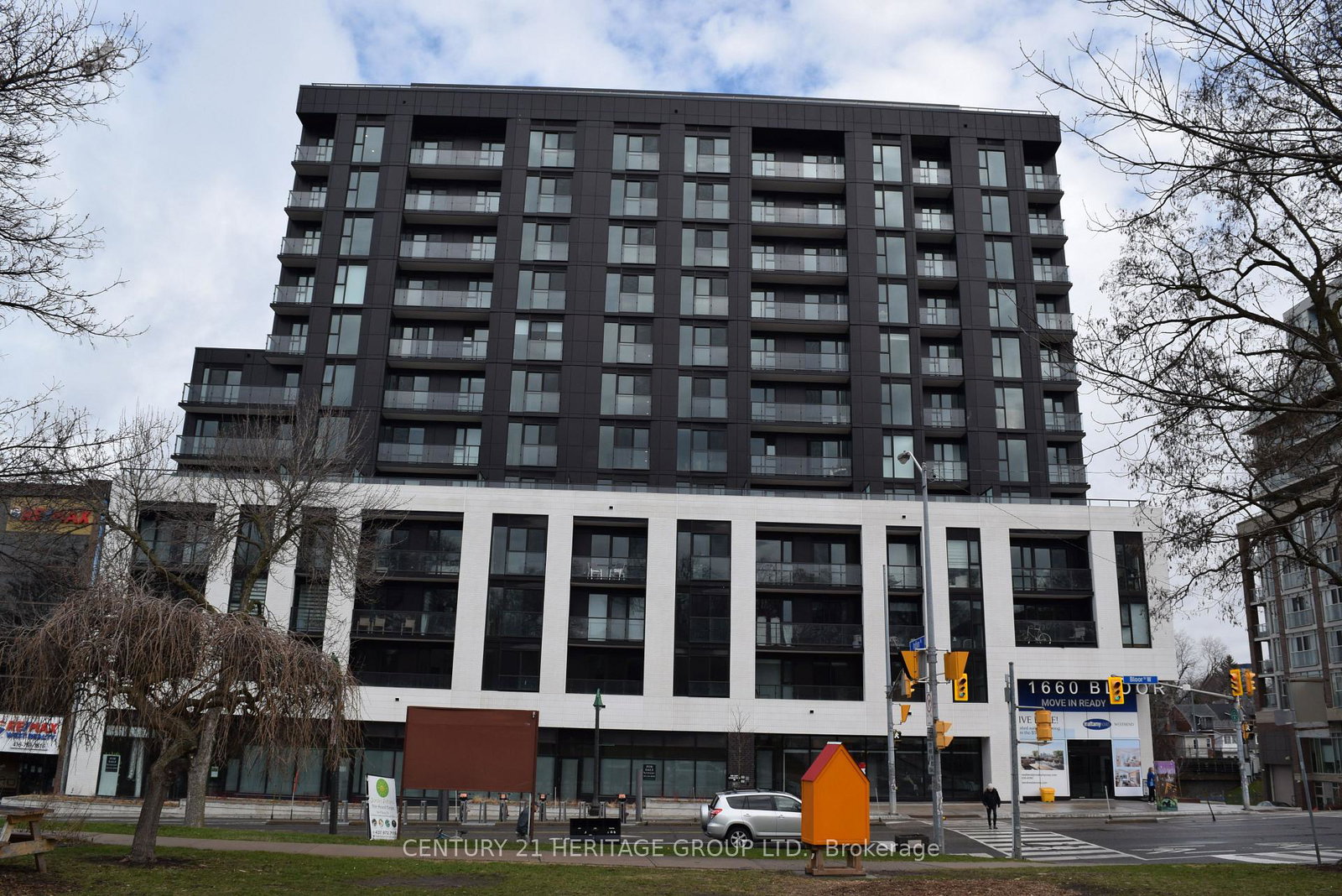 1660-bloor-street-w-toronto-ontario-w13006078