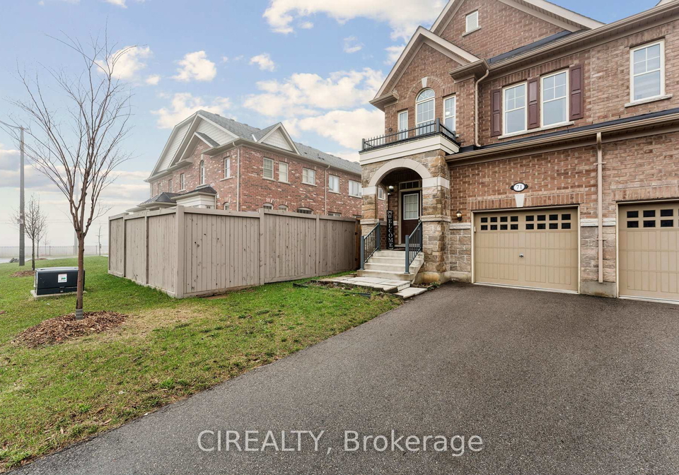 71-finegan-circle-brampton-ontario-w13006108