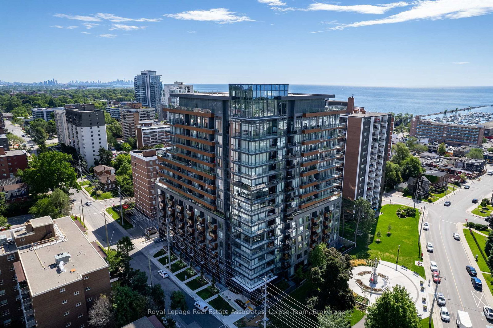 21-park-street-e-mississauga-ontario-w13006168