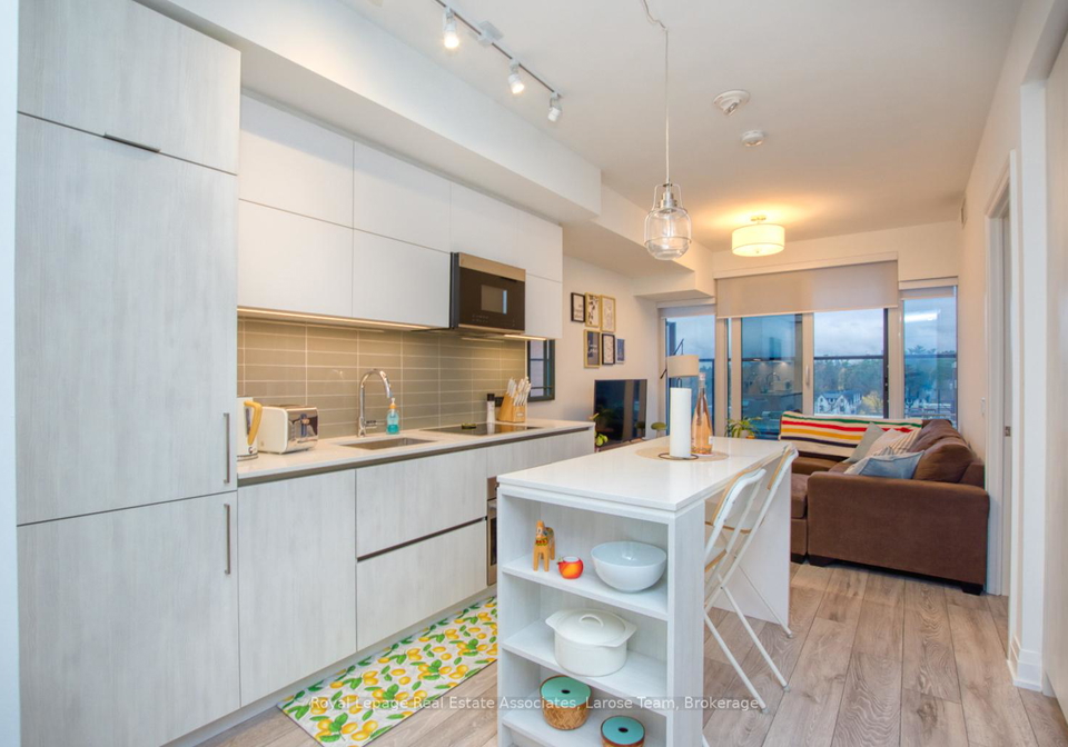 21-park-street-e-mississauga-ontario-w13006168