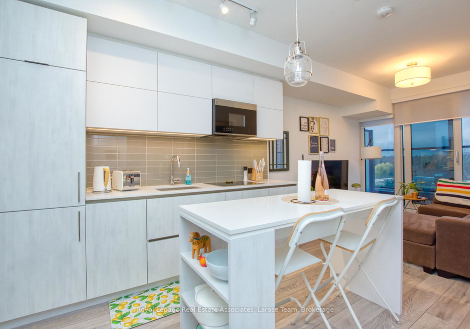 21-park-street-e-mississauga-ontario-w13006168