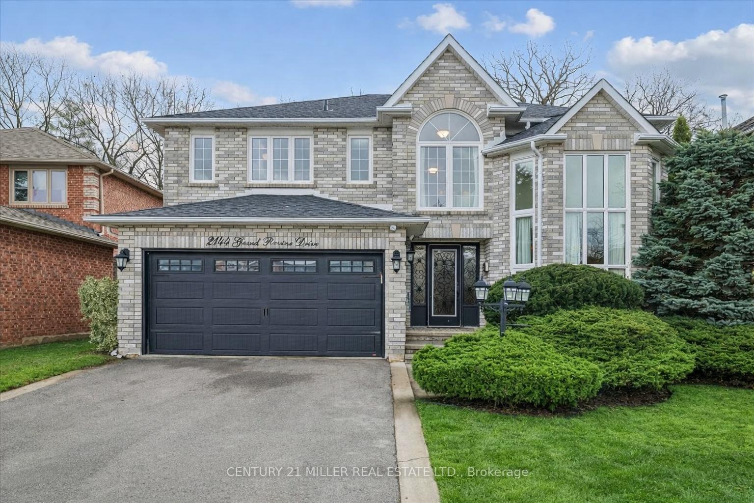 2144-grand-ravine-drive-oakville-ontario-w13006300