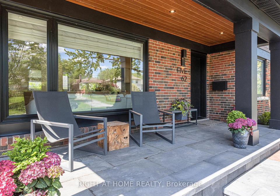 562-weir-avenue-oakville-ontario-w13006830