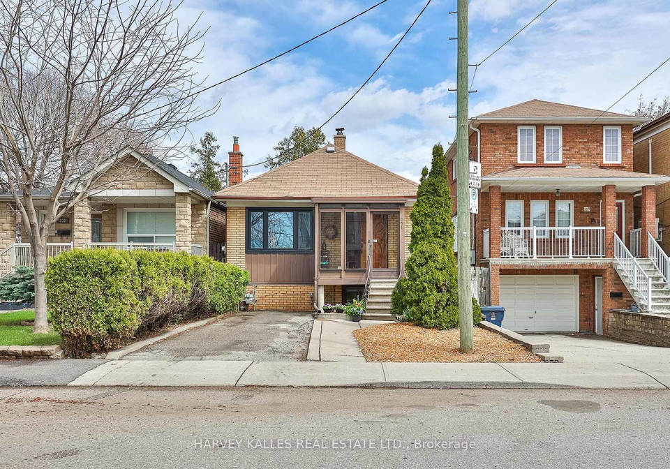 231-bicknell-avenue-toronto-ontario-w13006992