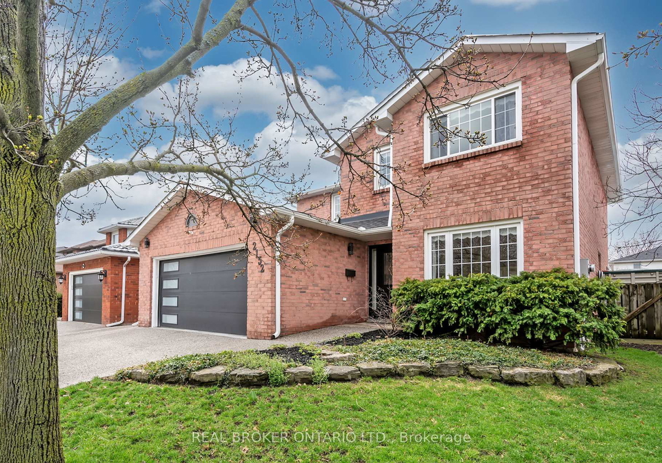 2152-heidi-avenue-burlington-ontario-w13007056