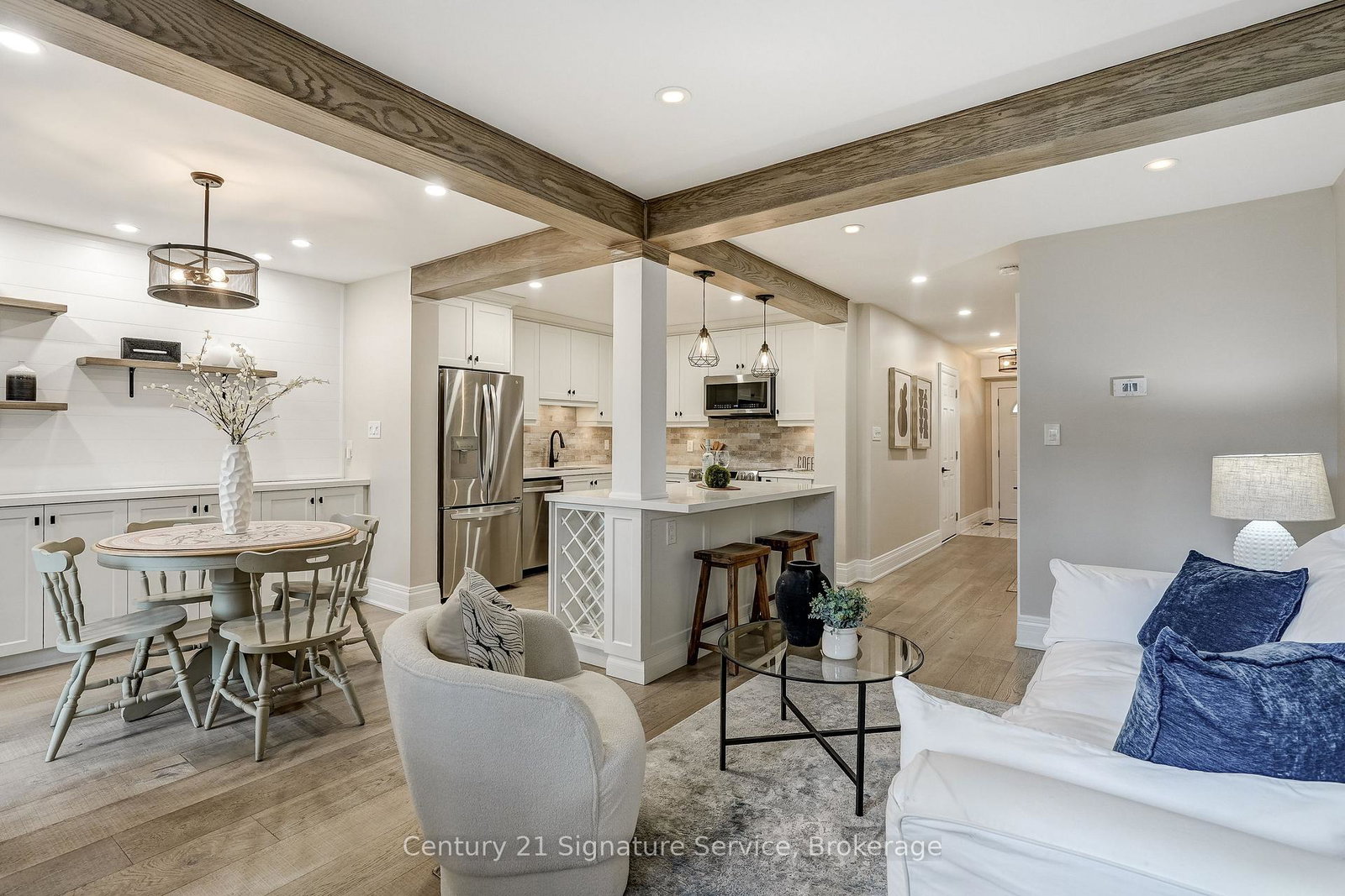 2120-rathburn-road-e-mississauga-ontario-w13007086