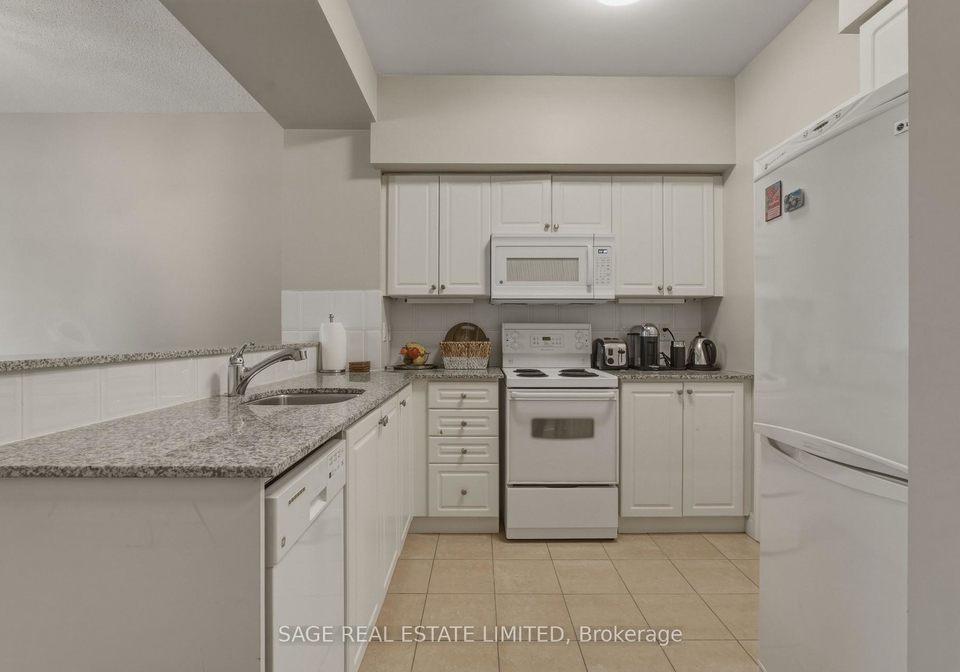 2119-lakeshore-boulevard-w-etobicoke-ontario-w13007220