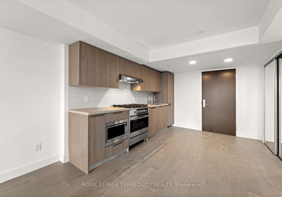 160-kingsway-crescent-etobicoke-ontario-w13007262