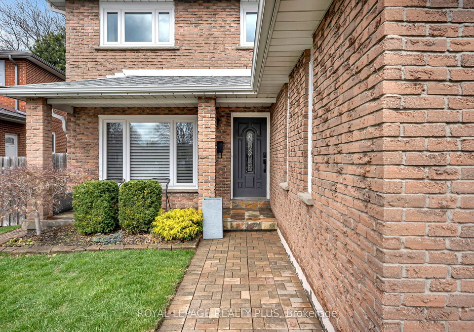 4241-anworld-place-mississauga-ontario-w13007526