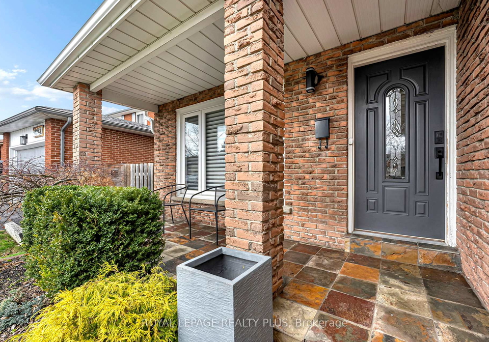 4241-anworld-place-mississauga-ontario-w13007526