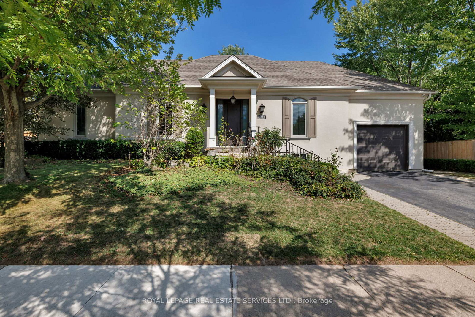 2448-bridge-road-oakville-ontario-w13007552