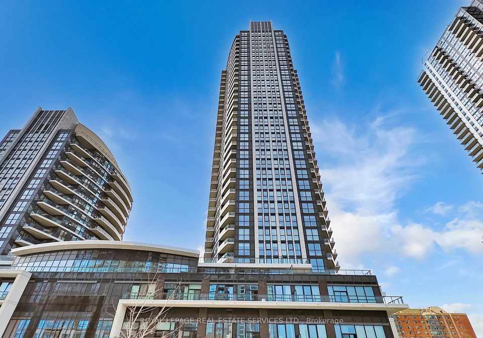 35-watergarden-dr-drive-mississauga-ontario-w13007824