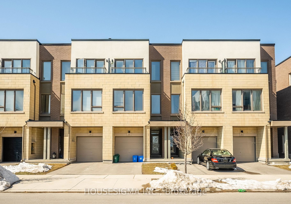 197-sabina-drive-oakville-ontario-w13007842