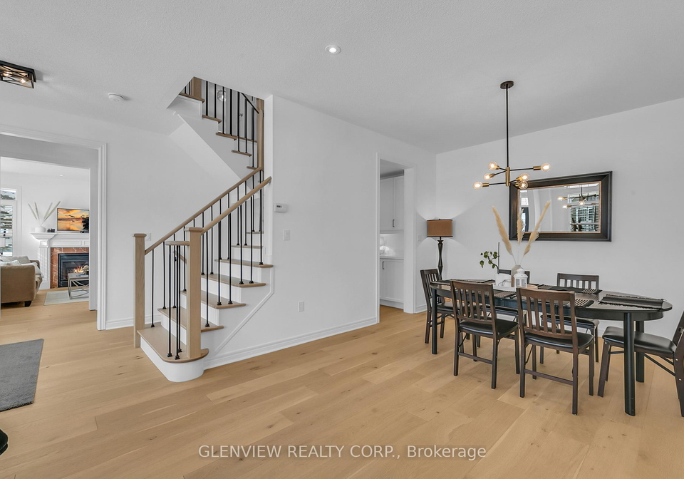 2295-rochester-circle-oakville-ontario-w13007988