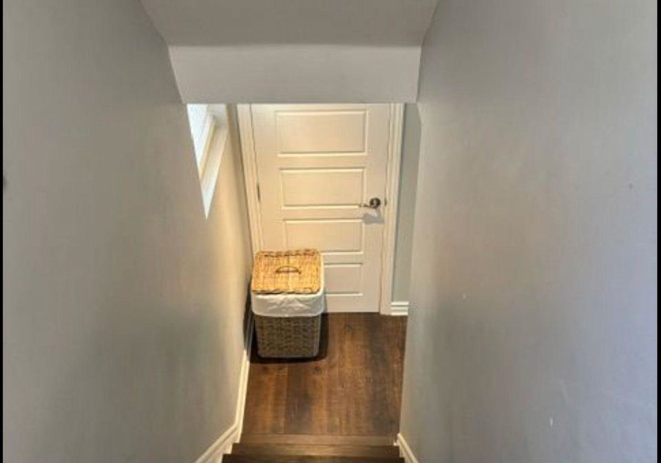 1341-freeport-drive-mississauga-ontario-w13008026