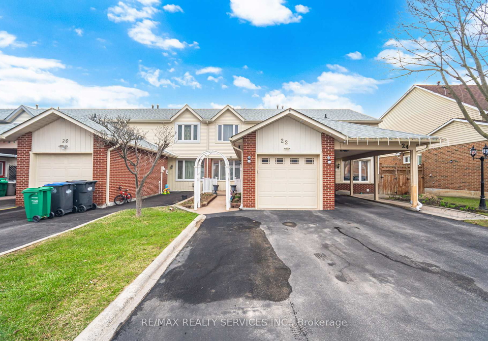 22-rushmore-crescent-w-brampton-ontario-w13008070