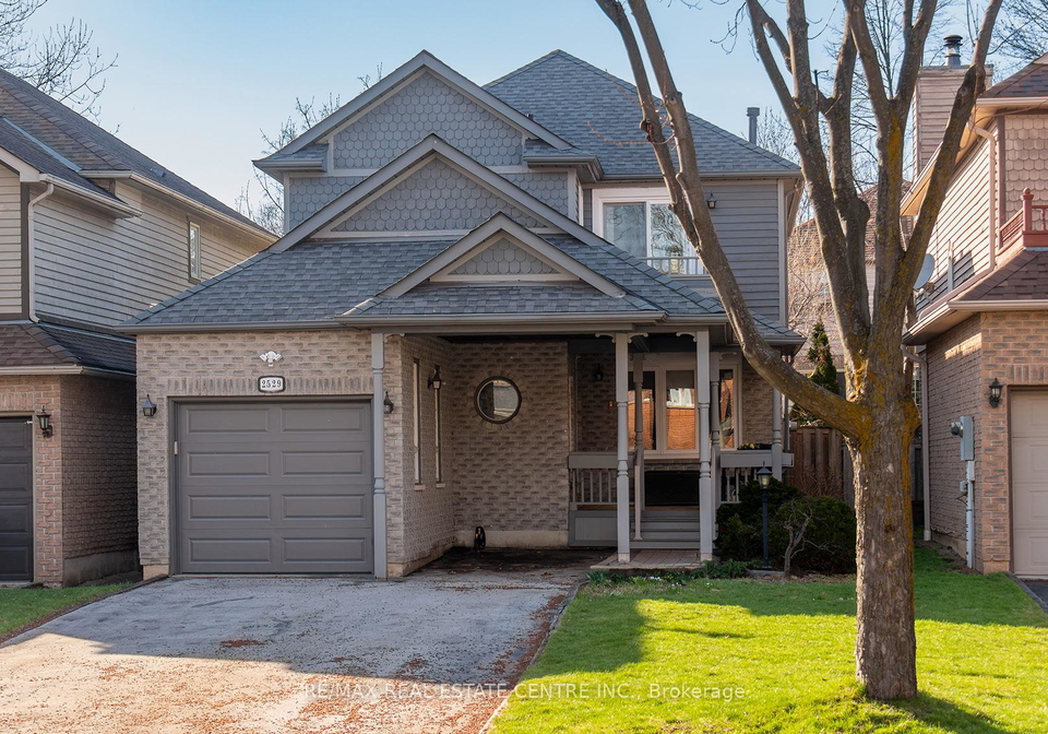 2529-willowburne-drive-mississauga-ontario-w13008410