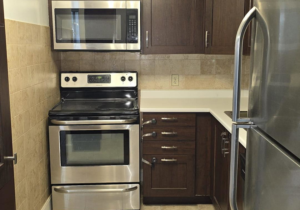 35-trailwood-drive-mississauga-ontario-w13008432