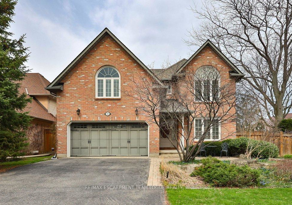 2111-kevin-crescent-burlington-ontario-w13008568