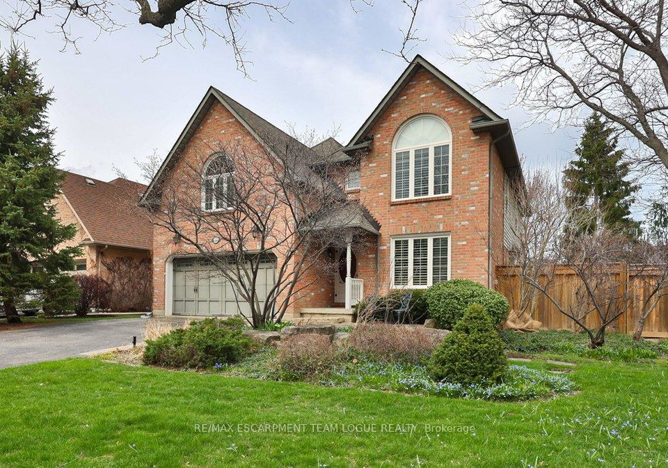2111-kevin-crescent-burlington-ontario-w13008568