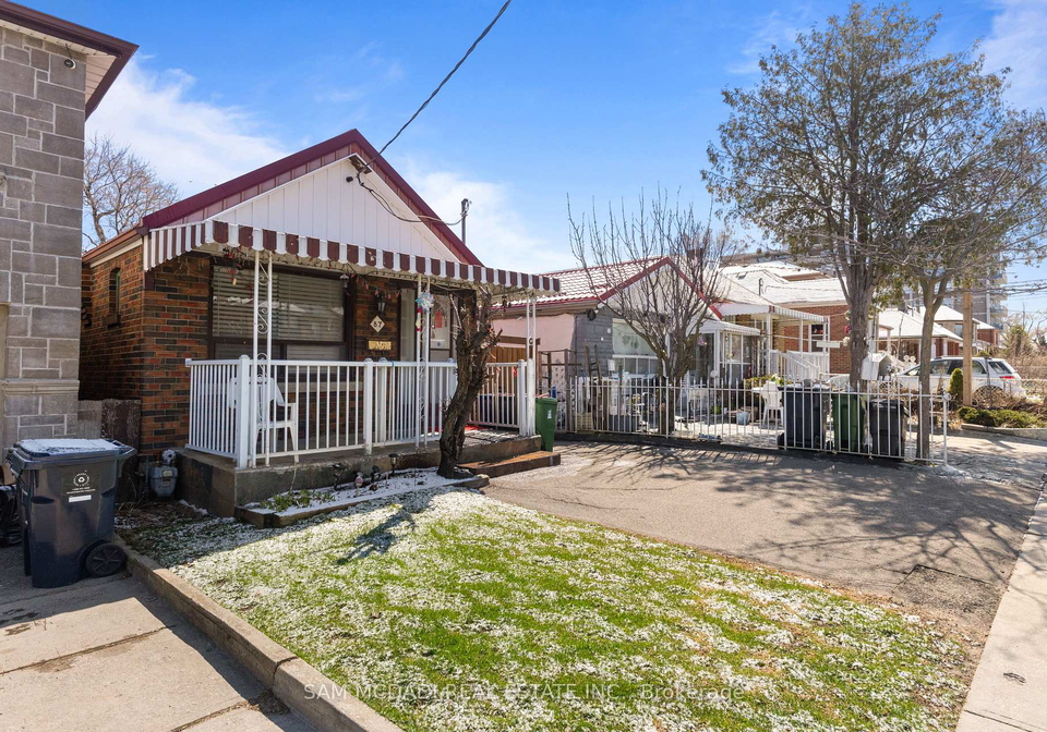 87-dynevor-road-toronto-ontario-w13008654