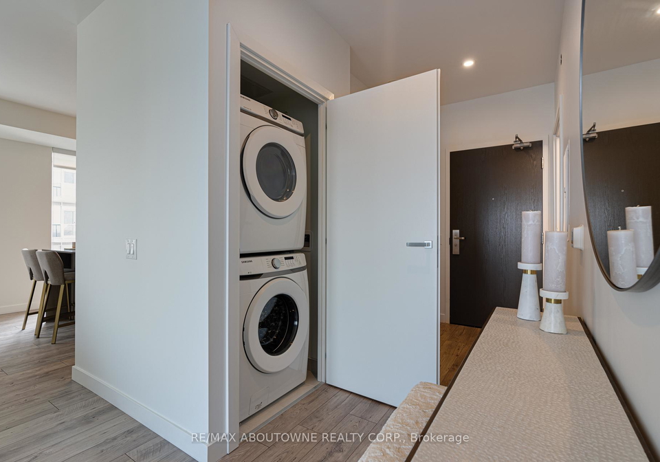 133-bronte-road-oakville-ontario-w13008806