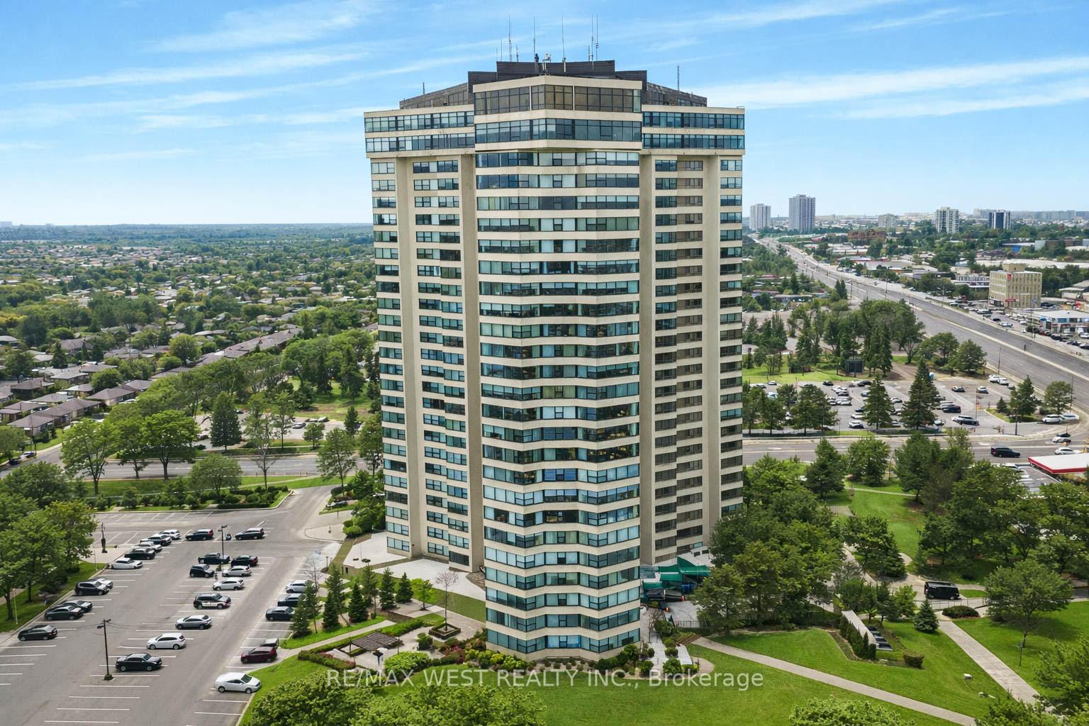 1300-bloor-street-mississauga-ontario-w13008962