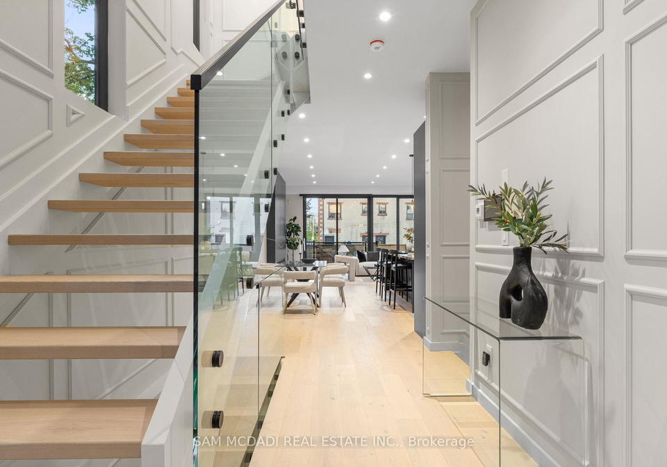 1090-ella-avenue-mississauga-ontario-w13009102