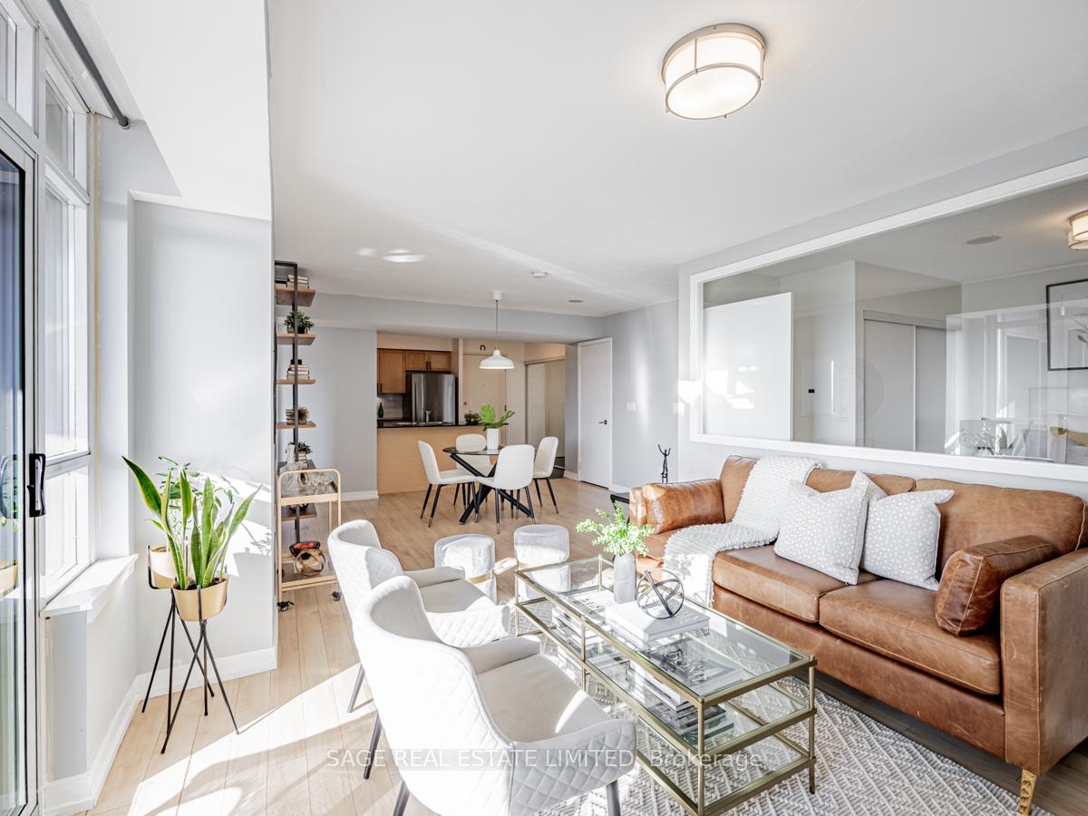 812-lansdowne-avenue-toronto-ontario-w13009342